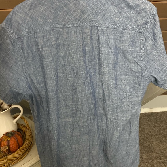 Levi collard shirt - Picture 2 of 3